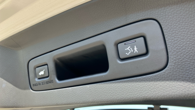 Honda HR-V 1.5 eHEV Advance Style 5dr CVT Hybrid Hatchback